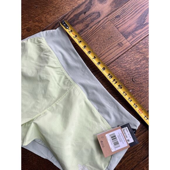 The North Face Summer Light 2.5" Shorts Astro Lime Mist Women’s Large NWT - Picture 7 of 7